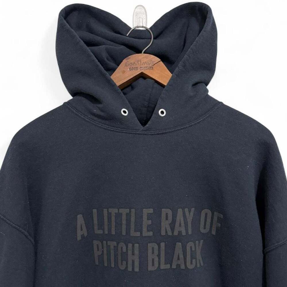 A Little Ray of Pitch Black Graphic Heavyweight Hoodie XL